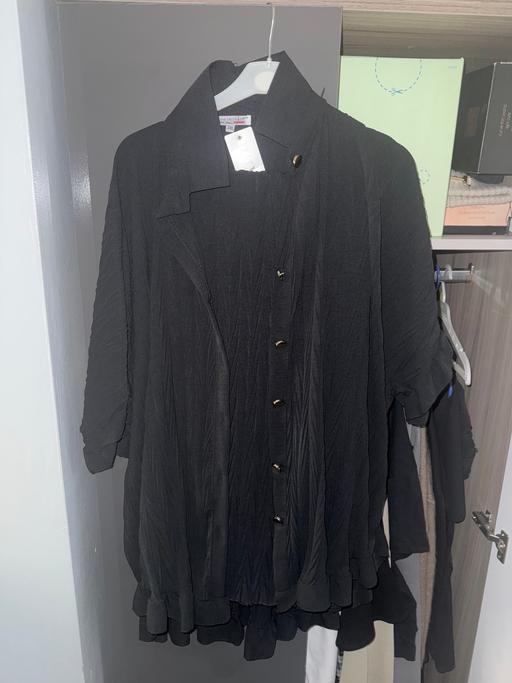 Buy & Sell West Midlands Wolverhampton - Photos for TOP AND TROUSERS