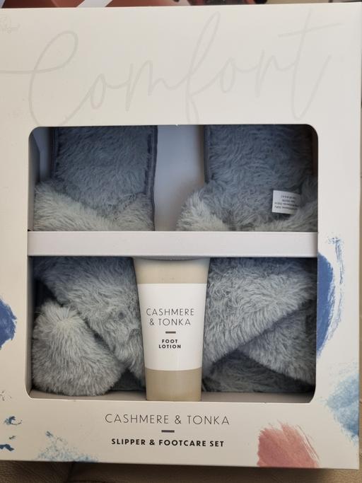 Buy & Sell Merseyside Wirral - Photos for cashmere and tonka slippers and footcare set