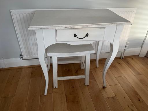 Buy & Sell North West London Dollis Hill - North West London - Photos for Dressing table and stool