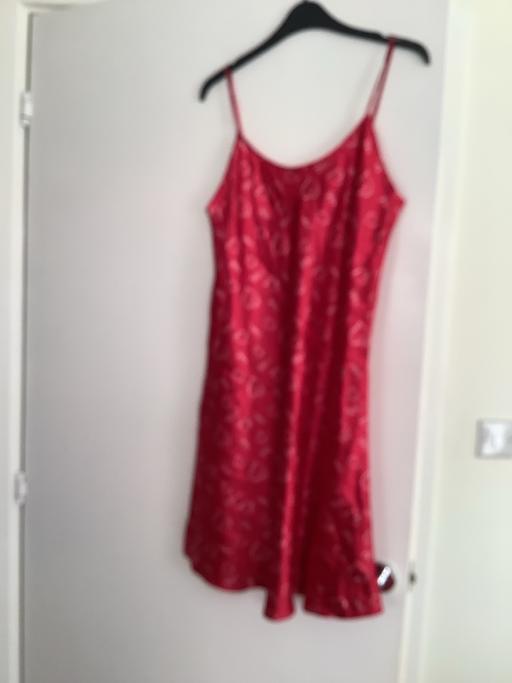 Buy & Sell Kent Dartford - Photos for Silky nightie size 10/12