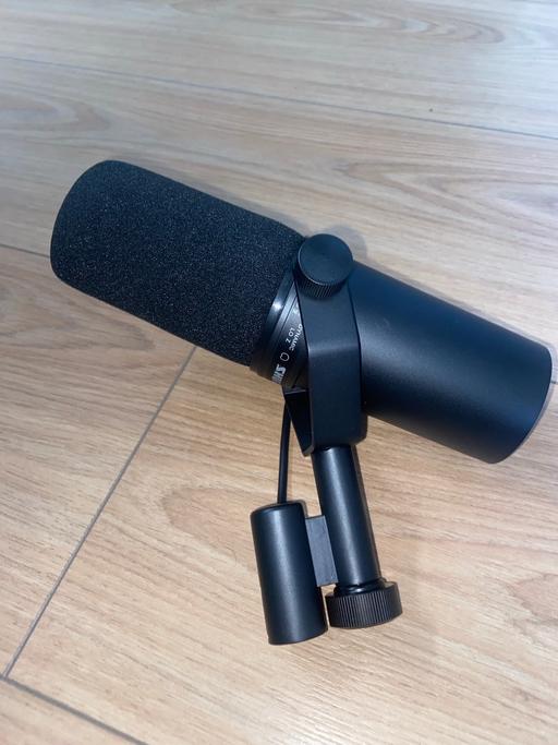 Buy & Sell East London Stratford - East London - Photos for Shure sm7b