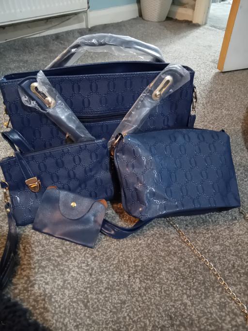 Buy & Sell West Midlands Wolverhampton - Photos for Hand bag brand new 4 Piece