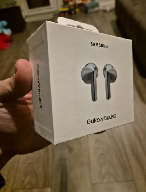 Buy & Sell West Midlands Wolverhampton - Photos for Samsung Galaxy buds 3 brand new sealed