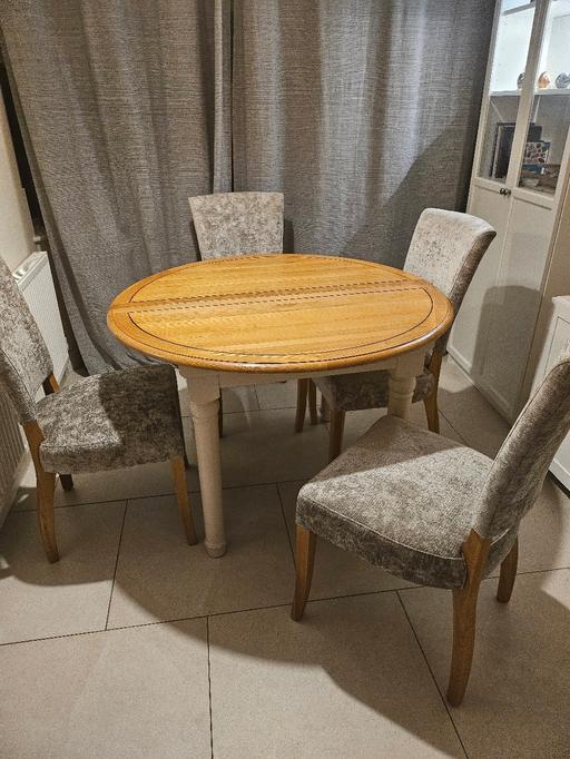 Buy & Sell West Midlands Birmingham - Photos for OAK FUNITURE DINING ROOM TABLE