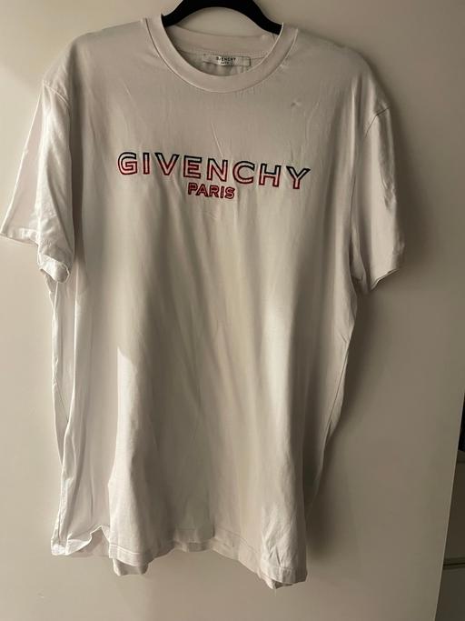 Buy & Sell Surrey Spelthorne - Photos for Givenchy T-shirt