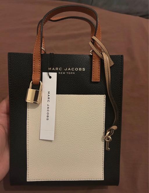 Buy & Sell East London Ratcliff - East London - Photos for Marc Jacobs mini tote bag