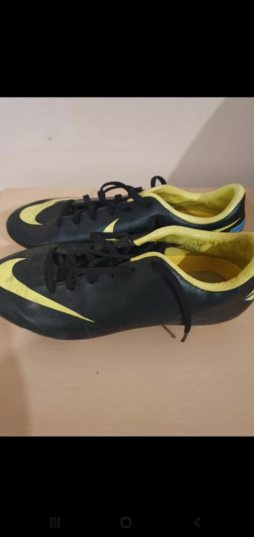 Buy & Sell West Midlands Birmingham - Photos for metal studs football boots size 5.5