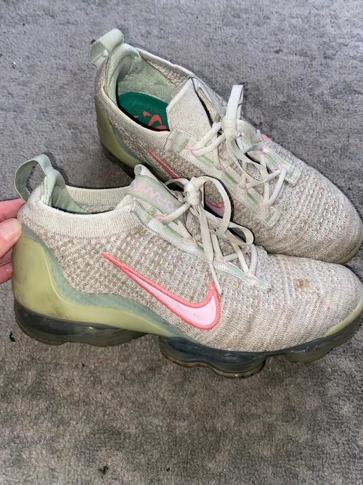 Buy & Sell South East London Blackfen - South East London - Photos for Nike Vapormax women’s size 5