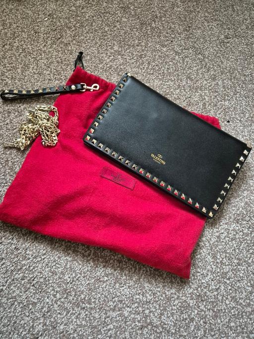 Buy & Sell Cheshire East Mobberley - Cheshire East - Photos for Black unused Valentino clutch with gold studs