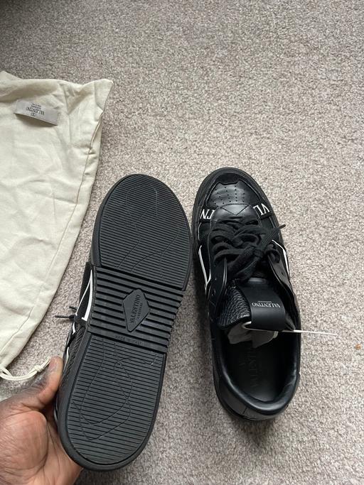 Buy & Sell Kent Maidstone - Photos for VALENTINO GARAVANI SNEAKERS