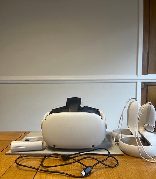 Buy & Sell Merseyside Sefton - Photos for Meta/Oculus Quest 2 *With Accesories*