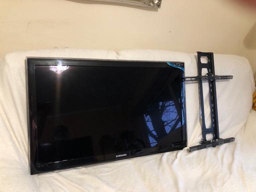 Buy & Sell Hertfordshire Dacorum - Photos for SAMSUNG LED 40 inch TV