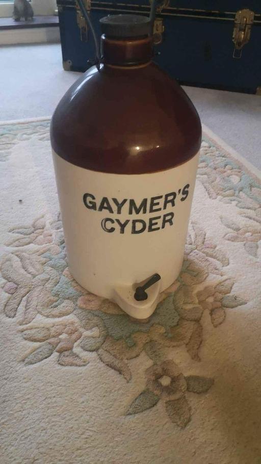 Buy & Sell Hampshire Hart - Photos for GAYMER'S CYDER STONEWARE FLAGON - LARGE