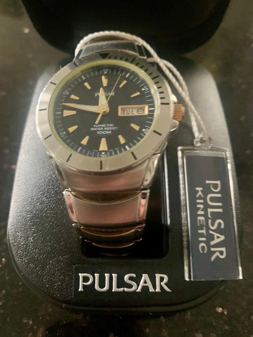 Buy & Sell East London Wapping - East London - Photos for Pulsar Seiko Kinetic Day-Date Bracelet Watch