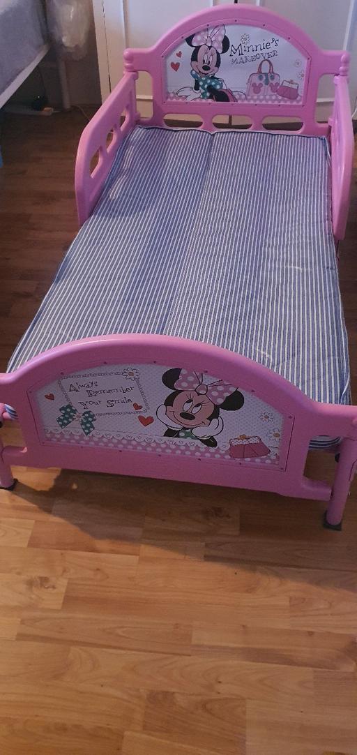 Buy & Sell North West London Old Oak Common - North West London - Photos for Minnie Mouse bed