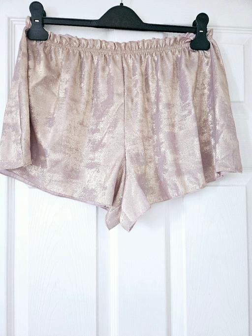 Buy & Sell South Yorkshire Doncaster - Photos for Shimmer shorts, size 16..NEW