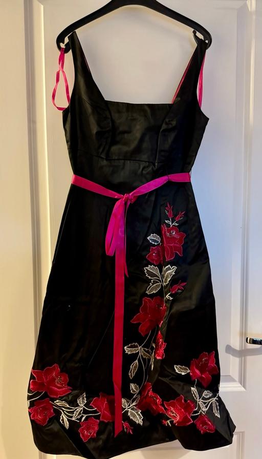 Buy & Sell Buckinghamshire Milton Keynes - Photos for Black/Pink Cocktail/Party Dress - Size 6