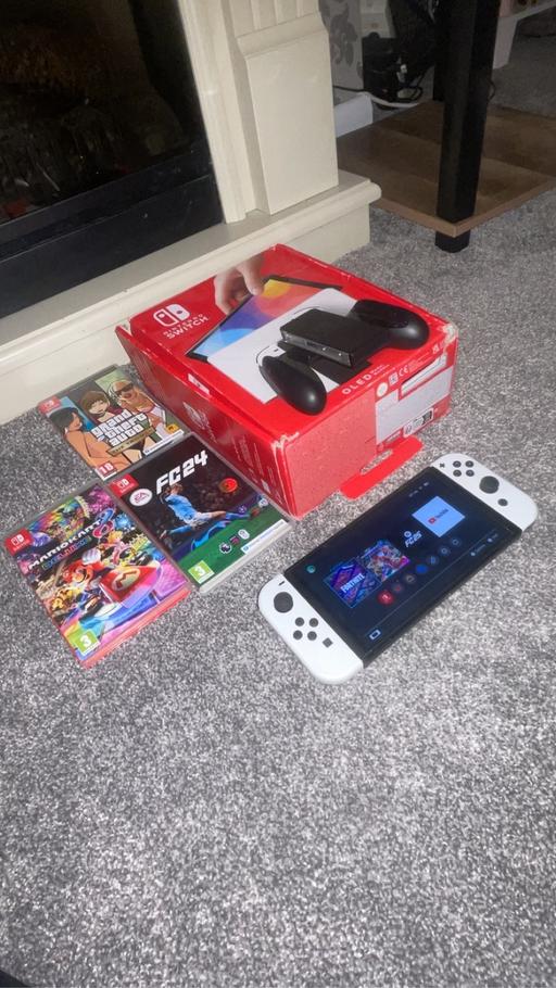 Buy & Sell West Midlands Dudley - Photos for Nintendo switch OLED with games