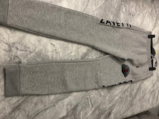 Buy & Sell South East London Dulwich - South East London - Photos for Zavetti tracksuit and Tshirt