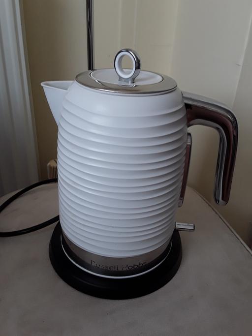 Buy & Sell Kent Medway - Kent - Photos for RUSSEL HOBBS ELECTRIC KETTLE ,