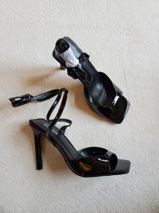 Buy & Sell Kent Dartford - Photos for Raid Black Patent Strappy Sandals - UK 4