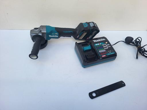 Buy & Sell West Midlands Sandwell - Photos for Makita GA029G 40V XGT 125mm Angle Grinder