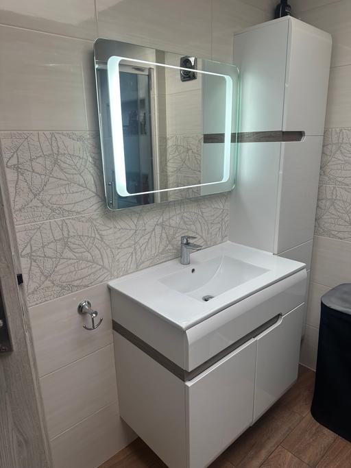 Buy & Sell South East London Croydon - Photos for Bathroom units set