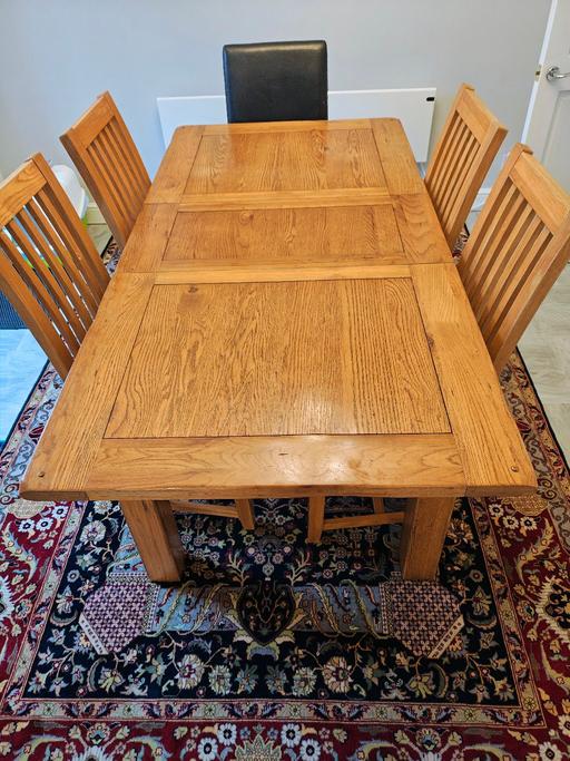 Buy & Sell Bedfordshire Luton - Photos for Oak Extending Dining Table