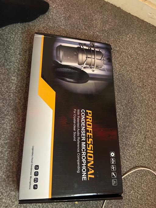 Buy & Sell North London Barnsbury - North London - Photos for Professional Condenser Microphone+Soundboard