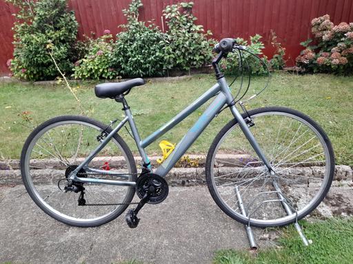 Buy & Sell West London Hillingdon - Photos for LADIES APOLLO BIKE BICYCLE