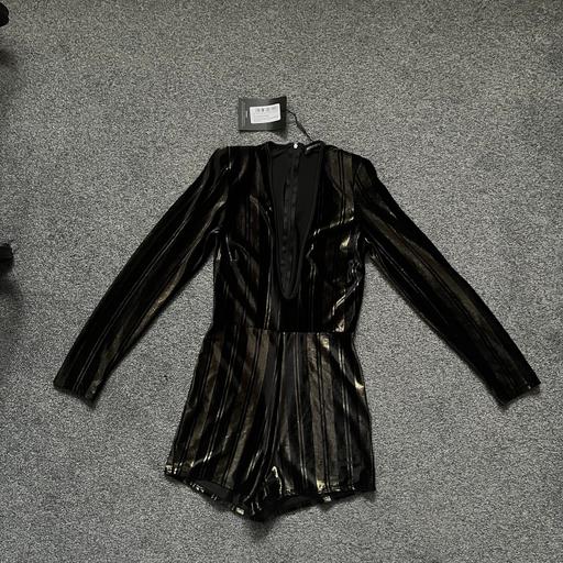 Buy & Sell Surrey Epsom and Ewell - Photos for Black and gold velvet playsuit size 6