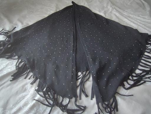 Buy & Sell West Yorkshire Kirklees - Photos for womens winter shawl