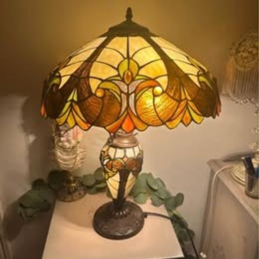 Buy & Sell Nottinghamshire Ashfield - Photos for Large 2ft Tall All Glass Tiffany Lamp