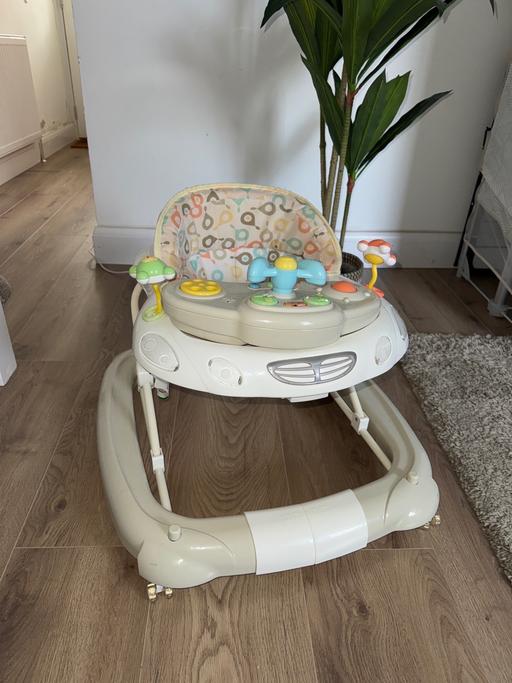 Buy & Sell East London Newham - Photos for Baby walker