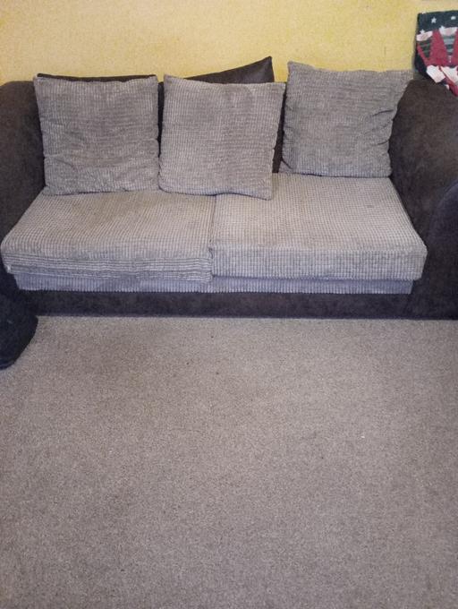 Buy & Sell North London Tottenham Green - North London - Photos for 2 seater sofa