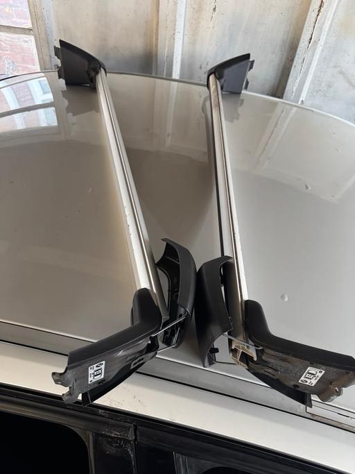 Vehicles West Midlands Sandwell - Photos for Bmw F series roof rack bars GENUINE