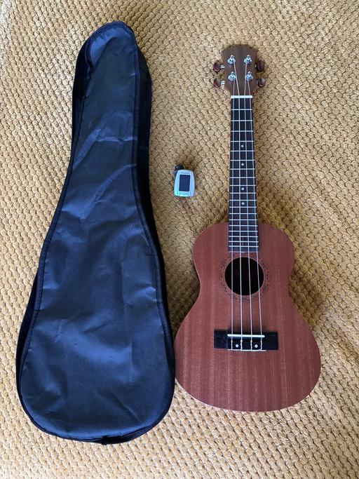 Buy & Sell Merseyside Liverpool - Photos for Ukuele, Trainer & Book