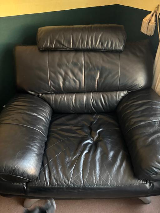 Buy & Sell South Yorkshire Rotherham - Photos for Black leather armchair