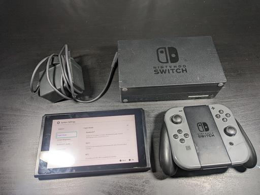 Buy & Sell West Midlands Sandwell - Photos for Nintendo switch 32gb console