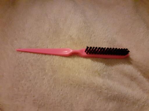 Buy & Sell East London Becontree - East London - Photos for pink disney hair brush new £1