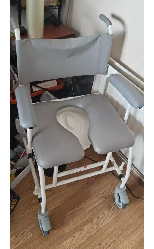 Buy & Sell South East London Woolwich - South East London - Photos for bariatric wheeled commode shower chair adults