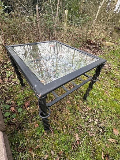 Buy & Sell West Midlands Coventry - Photos for Glass metal table