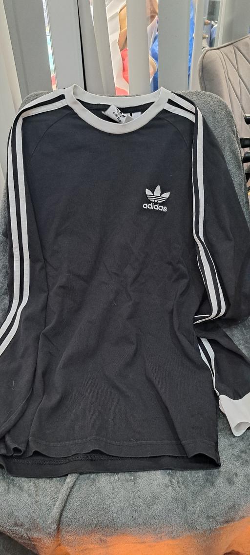 Buy & Sell West Midlands Birmingham - Photos for Adidas long sleeved top boys xs