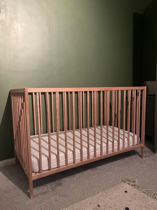 Buy & Sell East London Redbridge - Photos for Adjustable Height Cot & Mattress