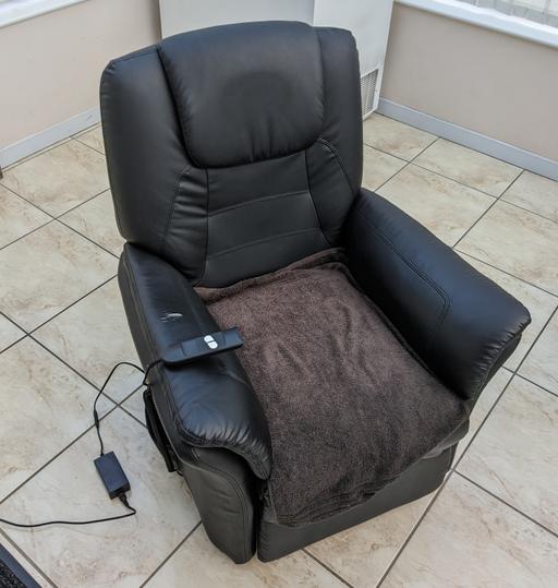 Buy & Sell Merseyside Saint Helens - Photos for Electronic Rise and Recliner