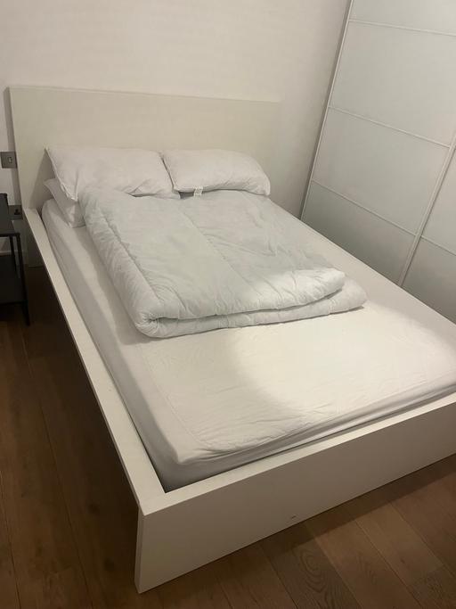 Buy & Sell West London Paddington - West London - Photos for Malm Ikea bed 150x200 with mattress