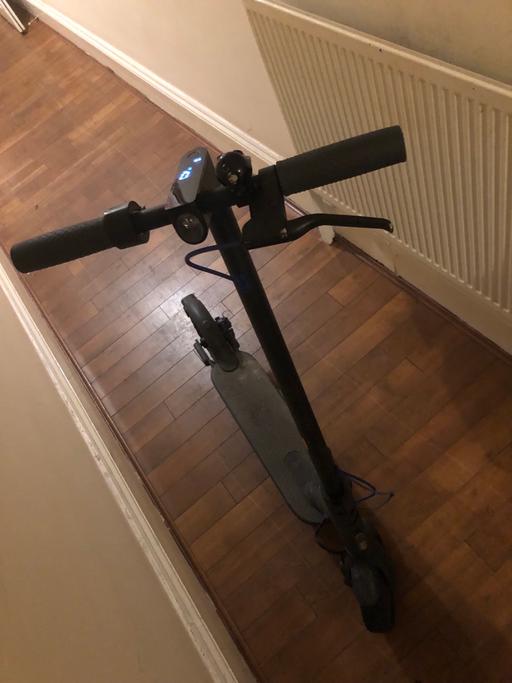 Buy & Sell West Midlands Birmingham - Photos for Xiaomi Mi Essential Electric Scooter 250W