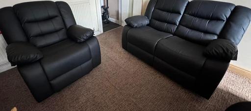 Buy & Sell South Yorkshire Rotherham - Photos for Roma 3 and 2 recliner sofa