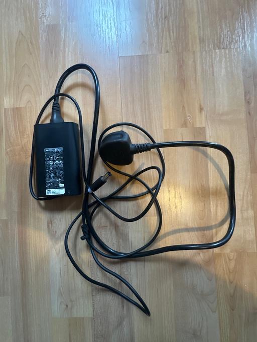 Buy & Sell West Midlands Birmingham - Photos for Genuine Dell laptop charger- HA65NM130