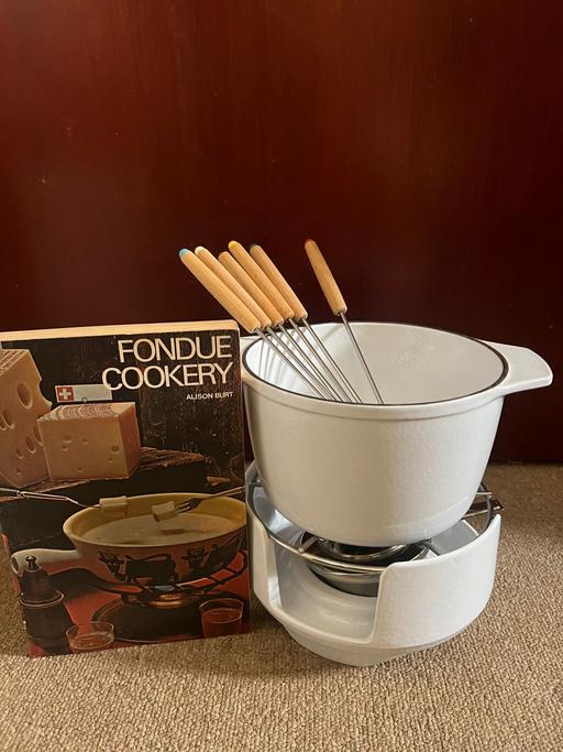 Buy & Sell Warrington Stockton Heath - Warrington - Photos for Fondue Set unused with Recipe Book